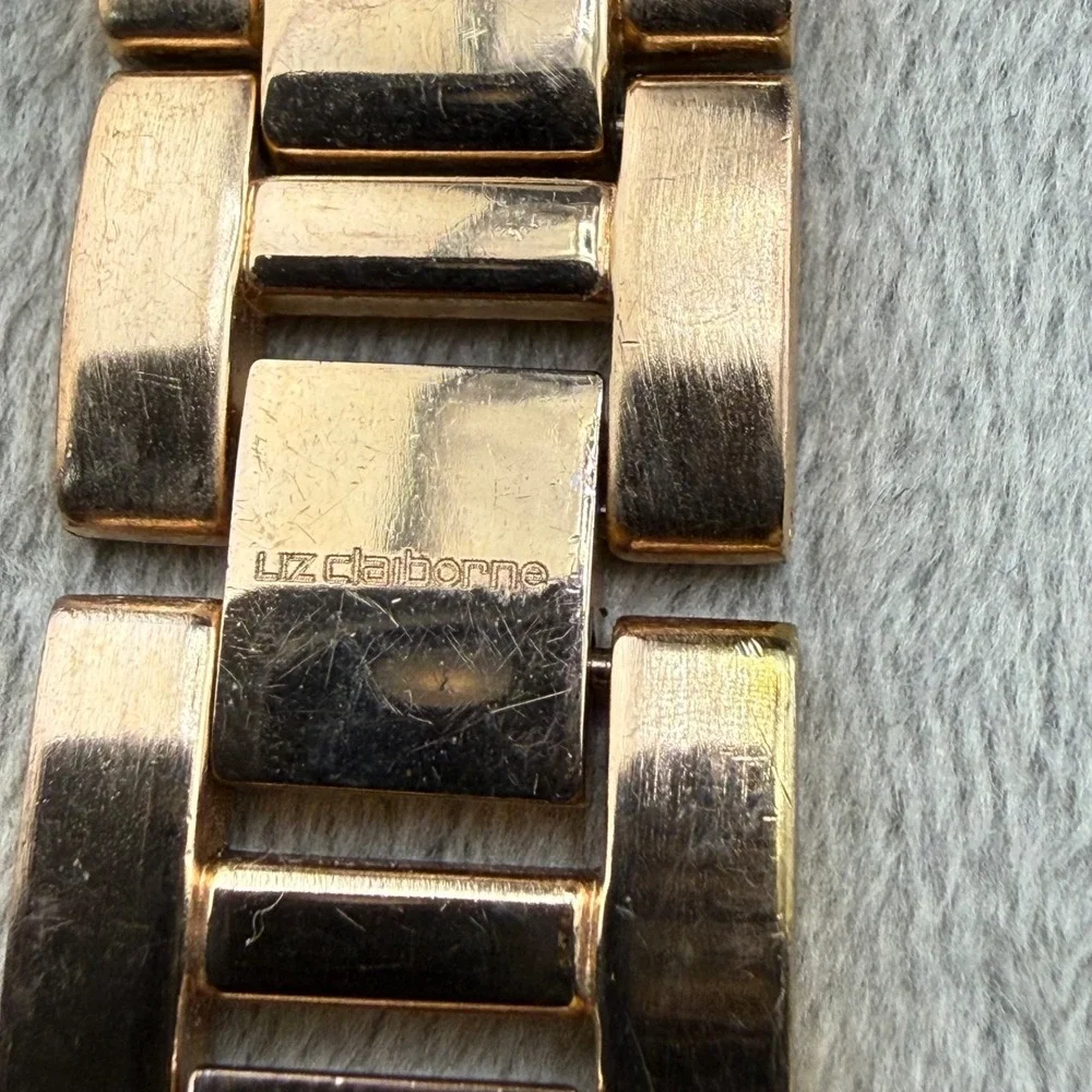 Vintage Men's Liz Claiborne Watch Gold Tone NONWORKING